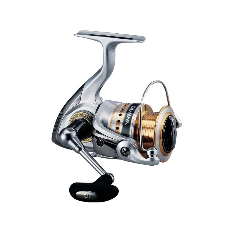Carrete Daiwa CREST 3000