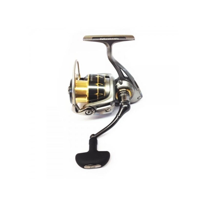 Carrete DAIWA LEGALIS 3000 SH